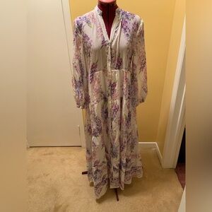 NWOT Tensione In Maxi Dress in floral print 🔴